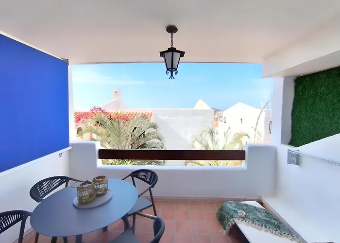 Sunlit Isle - Heated Pool, Fibre Net, Cristianos Appartamento