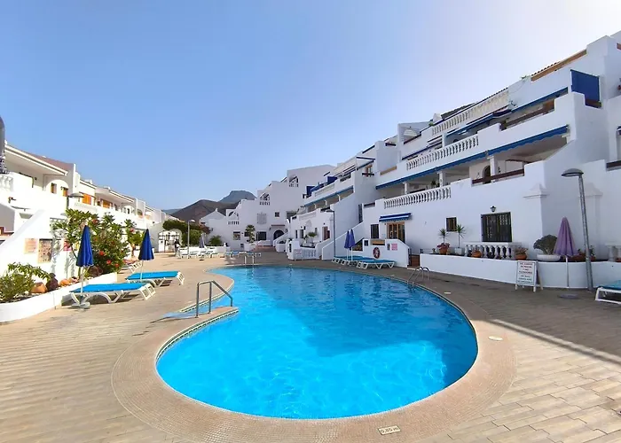 Sunlit Isle - Heated Pool, Fibre Net, Cristianos *