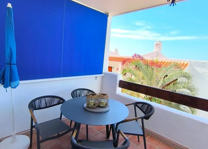 Appartamento Sunlit Isle - Heated Pool, Fibre Net, Cristianos Los Cristianos (Tenerife)